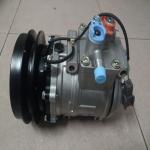 10PA15C /447200-0246 / 44720002461 / ND447200-0246 / ND4472000246 Компрессор кондиционера Komatsu D275AX-5 / D275AX-5 / D31PX-21A / D39PX-21A / D39EX-21A / D39EX-21A / D85A-21 / D85P-21 / D85E-21 / D85C-21 / D155AX-3 / D155AX-5 / D155A-2 / D155A-3 / D1